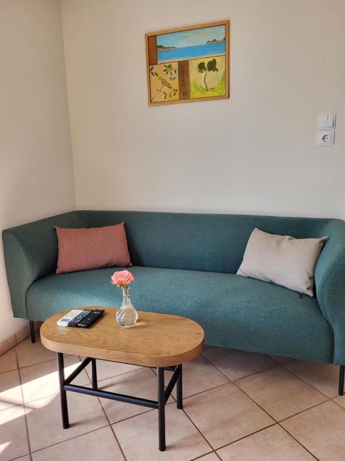 Ioannis Houses - Gemuetliches Ferienhaus Im Olivenhain Skala Potamia  Buitenkant foto