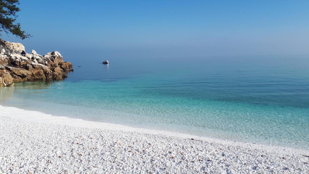 Ioannis Houses - Gemuetliches Ferienhaus Im Olivenhain Skala Potamia  Buitenkant foto