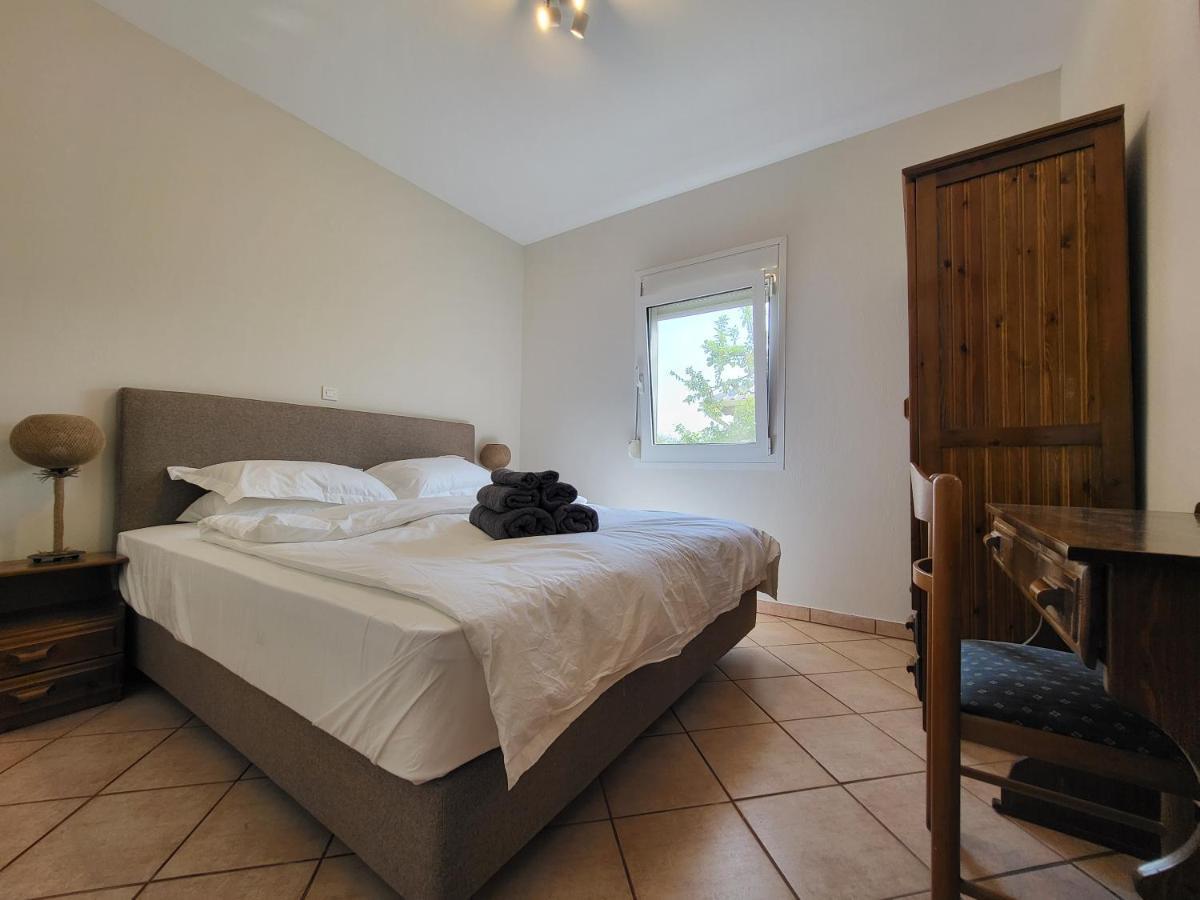Ioannis Houses - Gemuetliches Ferienhaus Im Olivenhain Skala Potamia  Buitenkant foto